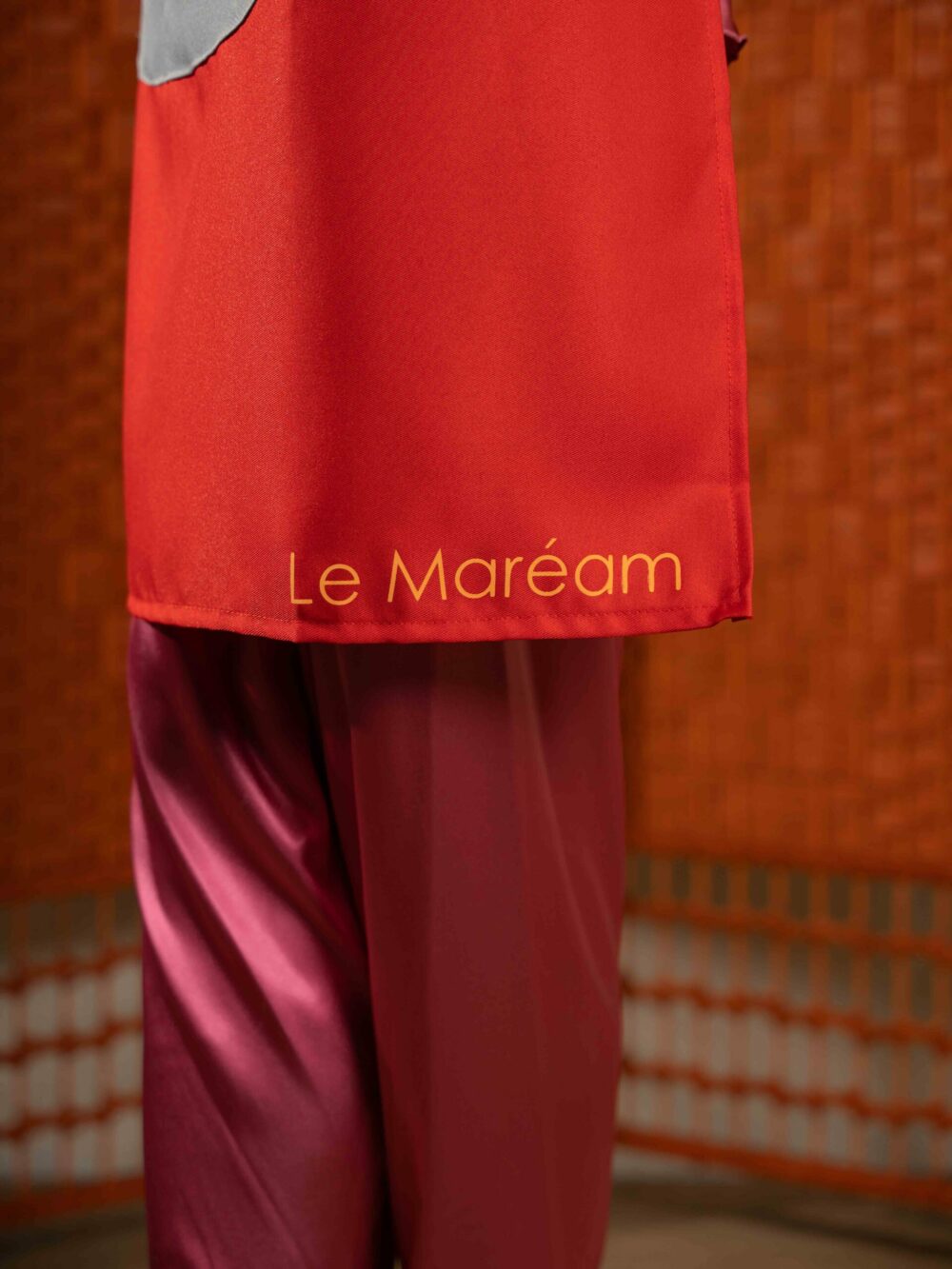 NEW EXCLUSIVE APRON - Image 5