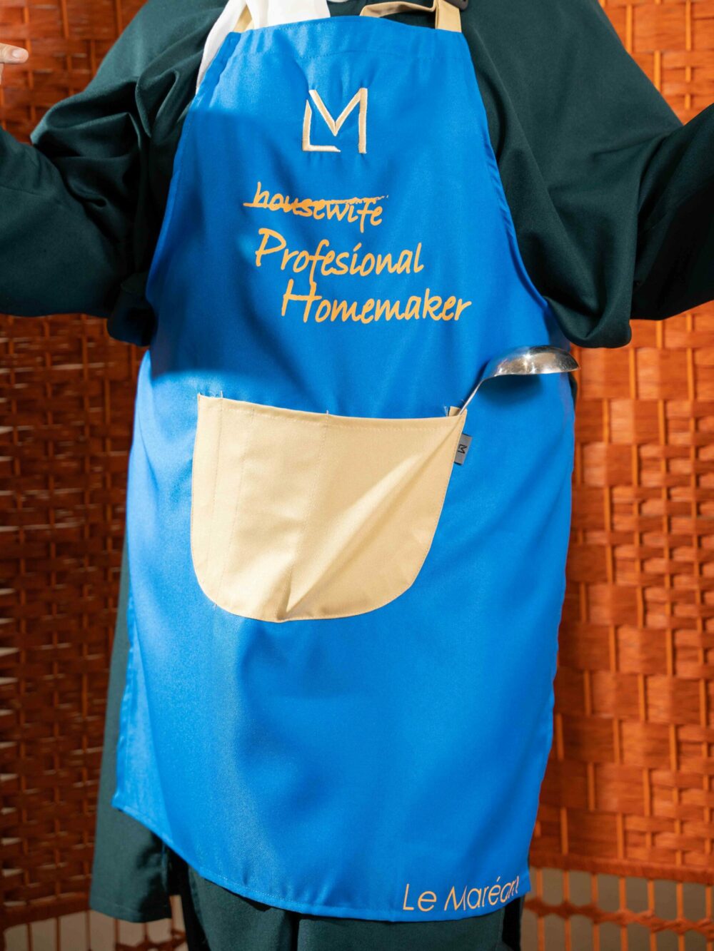 NEW EXCLUSIVE APRON - Image 14